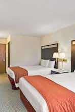 Hotel Baymont Washington Court House photo 2