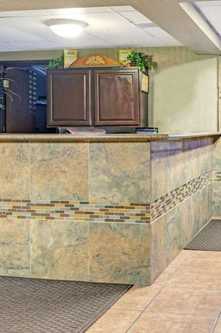 Hotel Days Inn by Wyndham Fort Collins photo 5