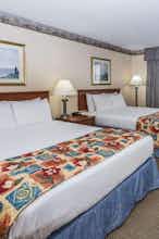 Hotel Baymont Waterford Burlington photo 2
