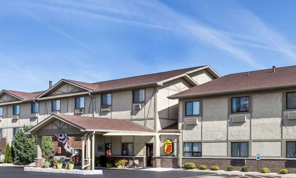 Super 8 by Wyndham Ottawa Starved Rock