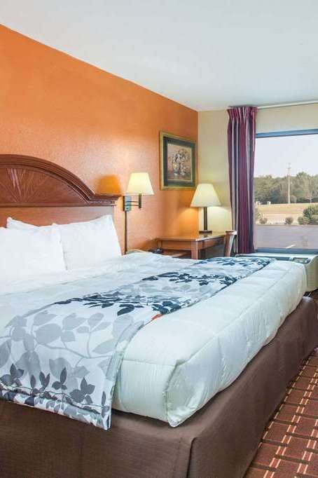 Hotel Days Inn Athens photo 1