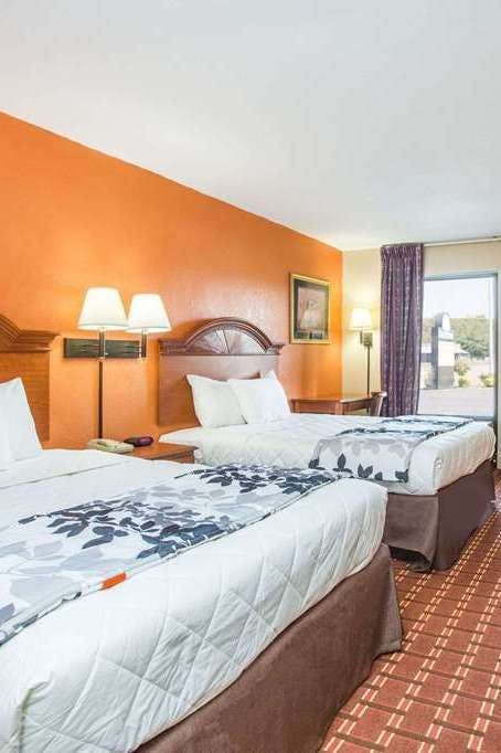 Hotel Days Inn Athens photo 3