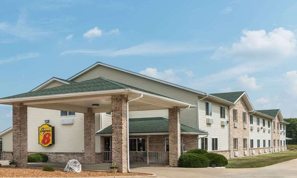 Super 8 by Wyndham Greenville