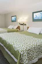 Hotel Days Inn by Wyndham Stoughton WI. photo 2