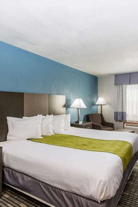 Hotel Baymont I S Pella photo 1