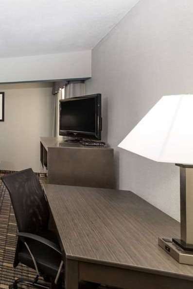 Hotel Baymont I S Pella photo 3