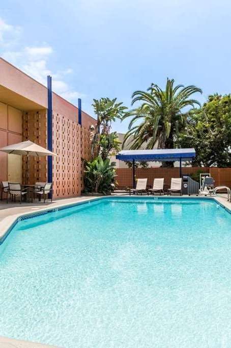 Hotel Days Inn LA/LAX/Stadium Area photo 4