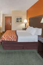 Hotel Baymont Midland photo 1