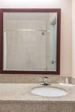 Hotel Super 8 Hancock MD photo 4