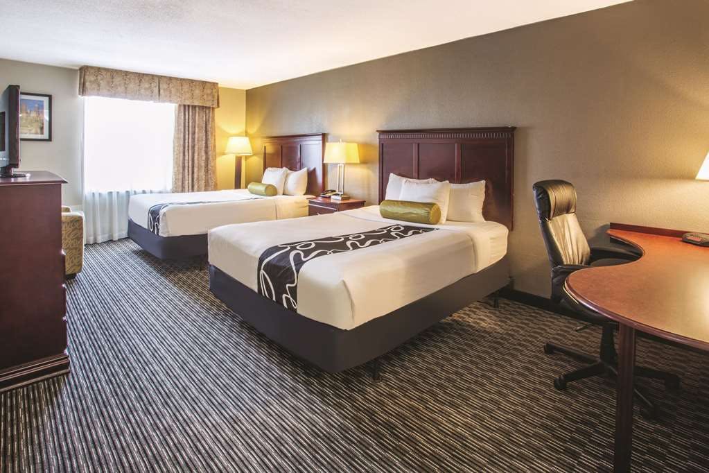 Hotel La Quinta Inn & Suites by Wyndham Indianapolis South photo 5