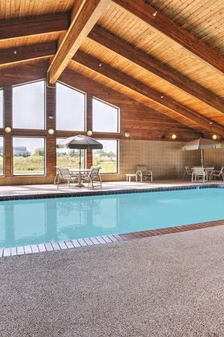 Hotel Super 8 by Wyndham Davenport photo 5