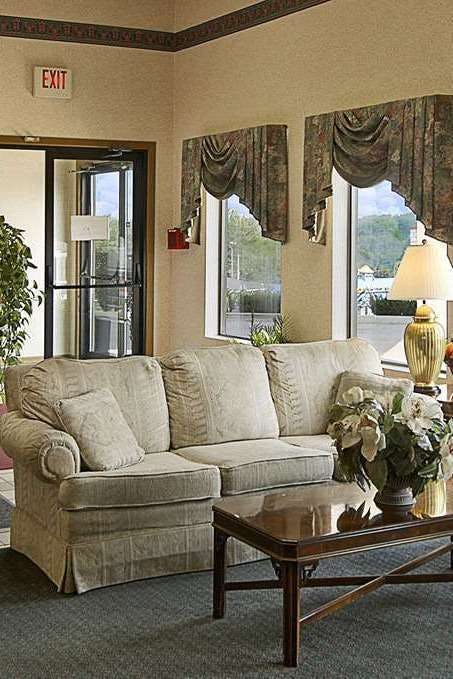 Hotel Days Inn by Wyndham Hillsboro photo 3