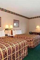 Hotel Days Inn by Wyndham Hillsboro photo 2