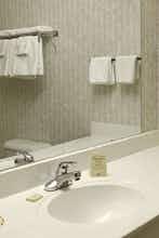 Hotel Days Inn Hillsboro photo 4