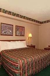 Hotel Days Inn by Wyndham Hillsboro photo 1