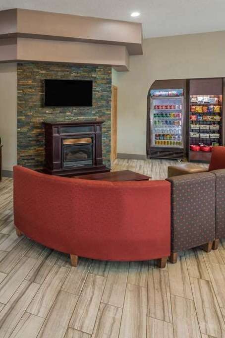 Hotel Ramada by Wyndham Hendersonville photo 5
