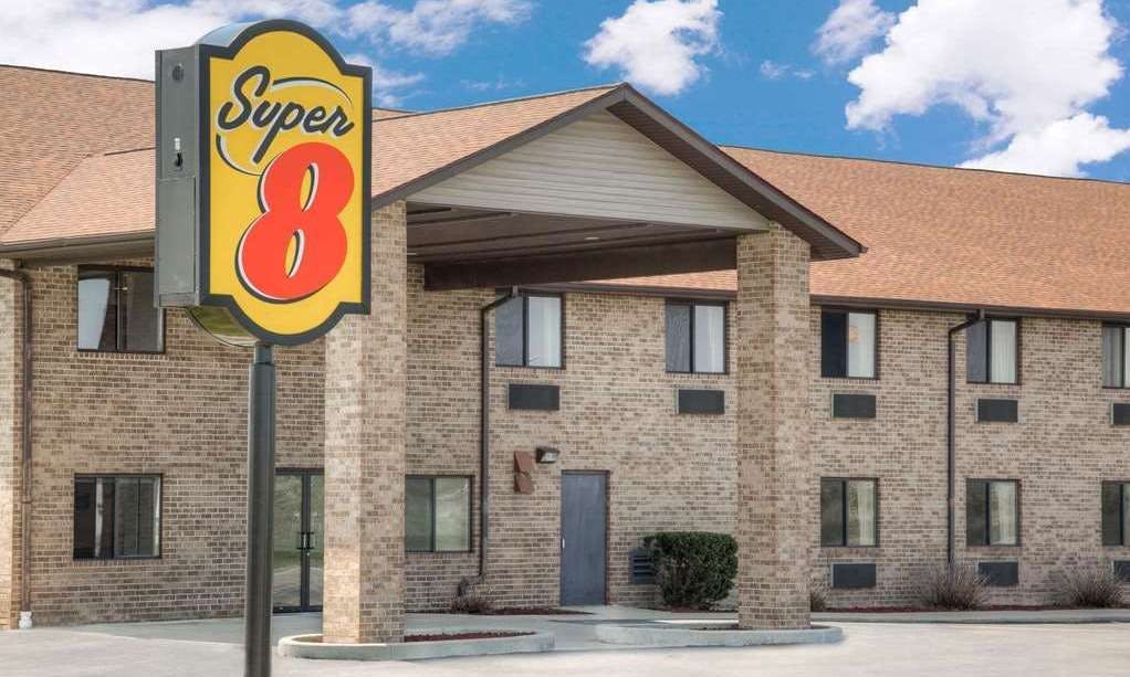 Super 8 by Wyndham Gas City Marion Area