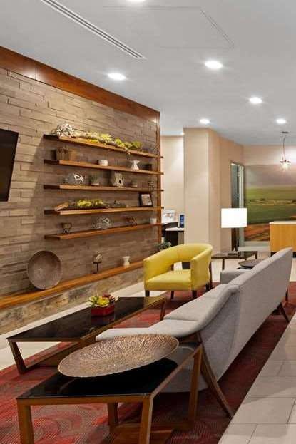 Hotel La Quinta Inn & Suites by Wyndham Morgan Hill-San Jose South photo 5