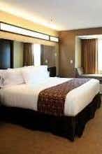 Hotel Microtel Wheeling Highlands photo 1