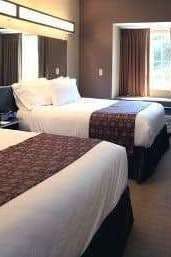 Hotel Microtel Inn & Suites by Wyndham Wheeling at The Highlands photo 2