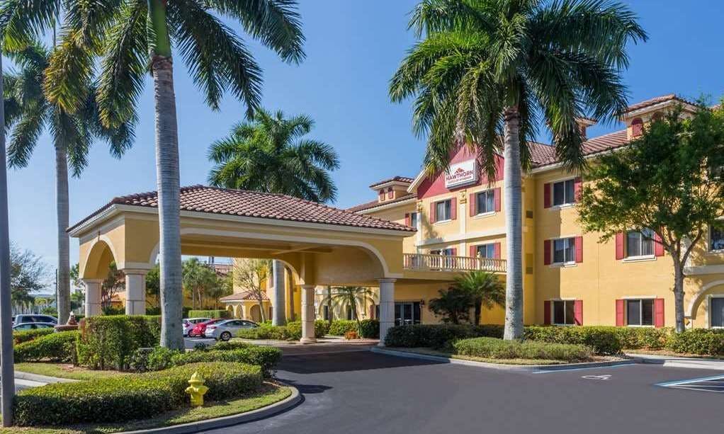Hawthorn Extended Stay by Wyndham Naples