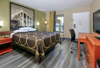 Hotel Super 8 Mobile/Tillmans Corner photo 2