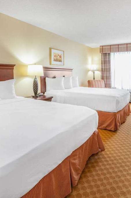 Hotel AmericInn Iron Mountain photo 5