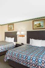 Hotel Days Inn Sullivan photo 3