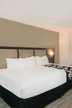 Hotel La Quinta Inn Suites Mobile photo 1