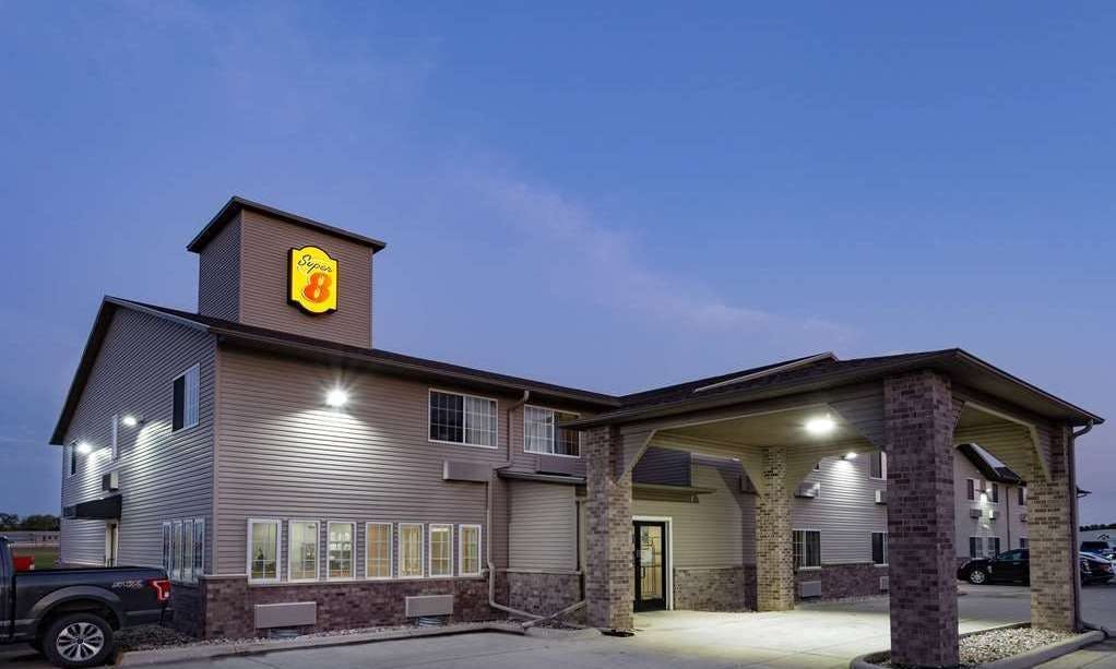 Super 8 Fort Dodge IA