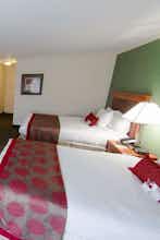 Hotel Ramada IAH Airport East photo 2