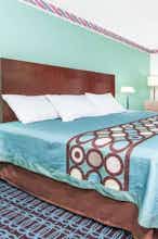 Hotel Super 8 by Wyndham Sterling Heights/Detroit Area photo 1