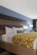 Hotel Baymont Cheraw photo 1