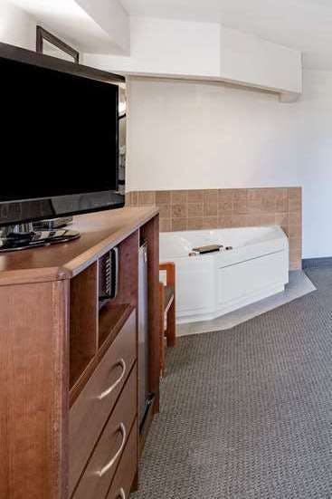 Hotel AmericInn by Wyndham Havre photo 3