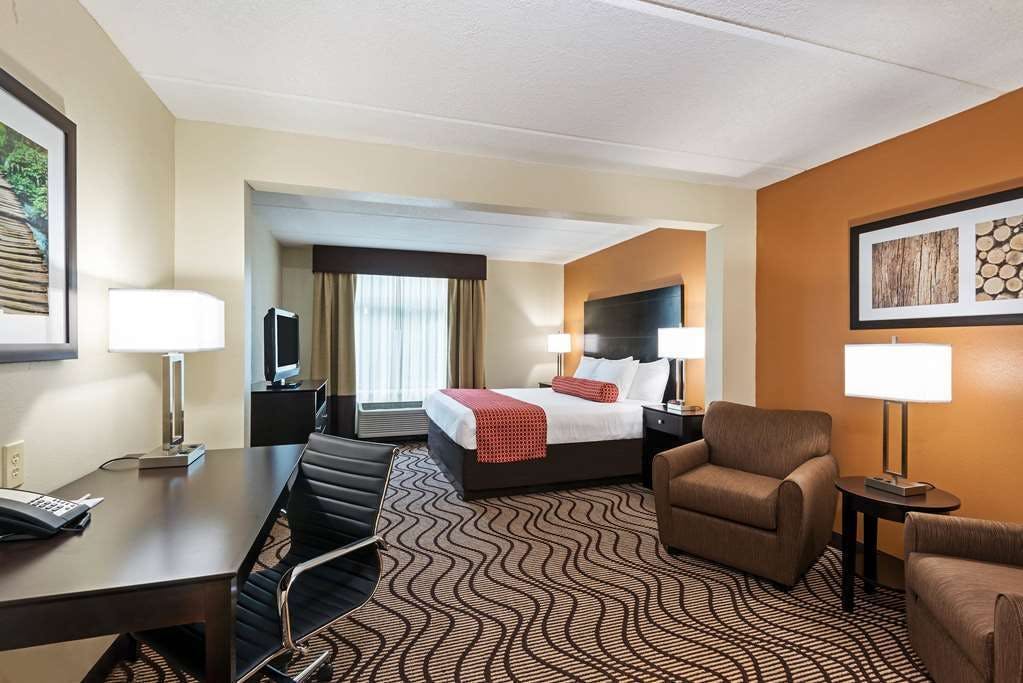 Hotel La Quinta Inn & Suites by Wyndham Tampa North I-75 photo 3