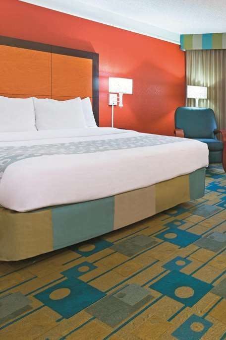 Hotel La Quinta Inn & Suites by Wyndham Dallas DFW Airport North photo 1