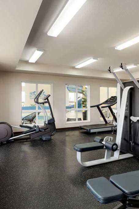Hotel Microtel Bonnyville photo 4