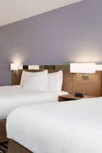 Hotel Microtel Bonnyville photo 2