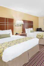 Hotel Baymont by Wyndham Bowling Green photo 3