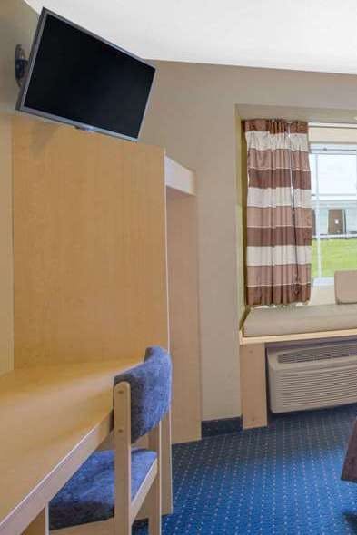 Hotel Microtel Inn & Suites by Wyndham Albertville photo 5