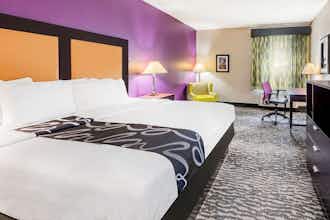 Hotel La Quinta Inn Ste DFW AP W photo 3