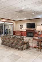 Hotel Ramada by Wyndham State College Hotel & Conference Center photo 5