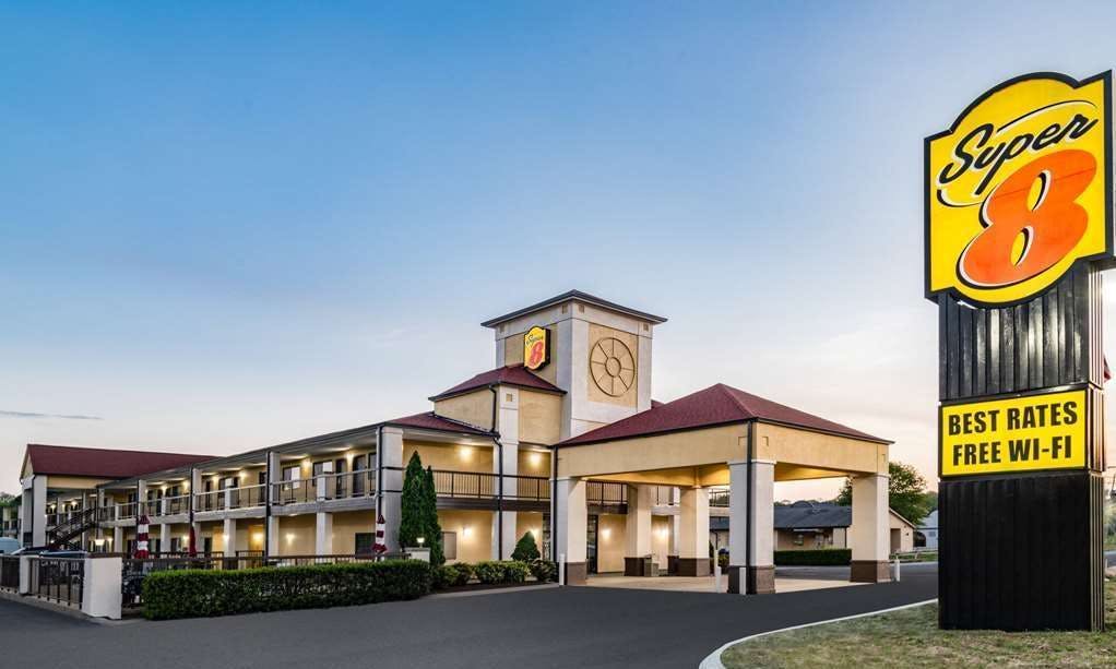 Super 8 by Wyndham Columbia