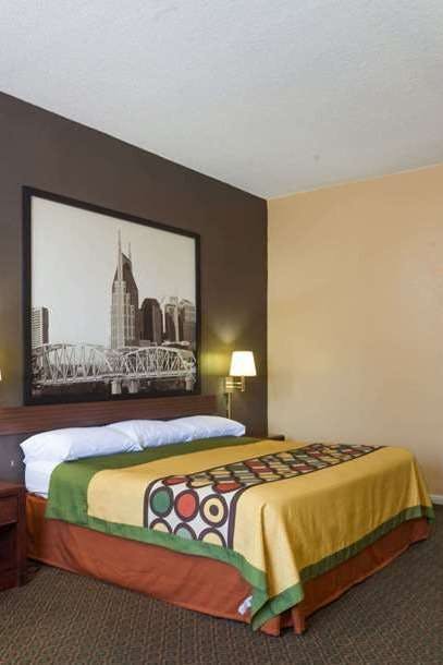 Hotel Super 8 by Wyndham Columbia photo 3