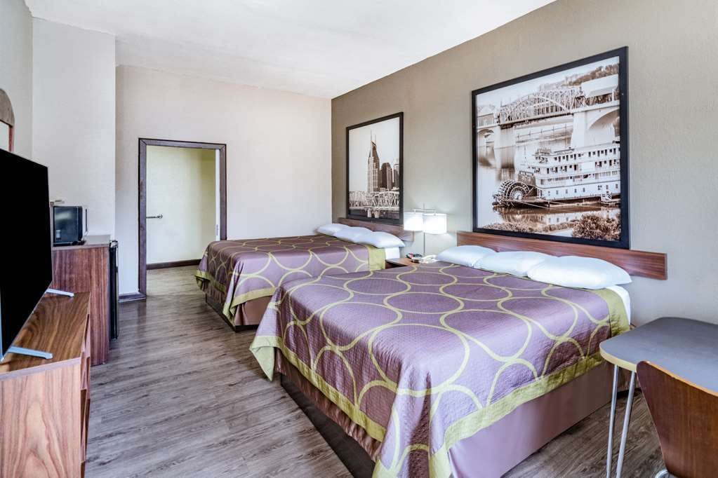 Hotel Super 8 by Wyndham Columbia photo 1