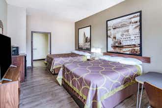 Hotel Super 8 by Wyndham Columbia photo 1