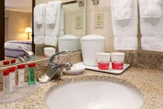 Hotel Ramada by Wyndham Moses Lake photo 3