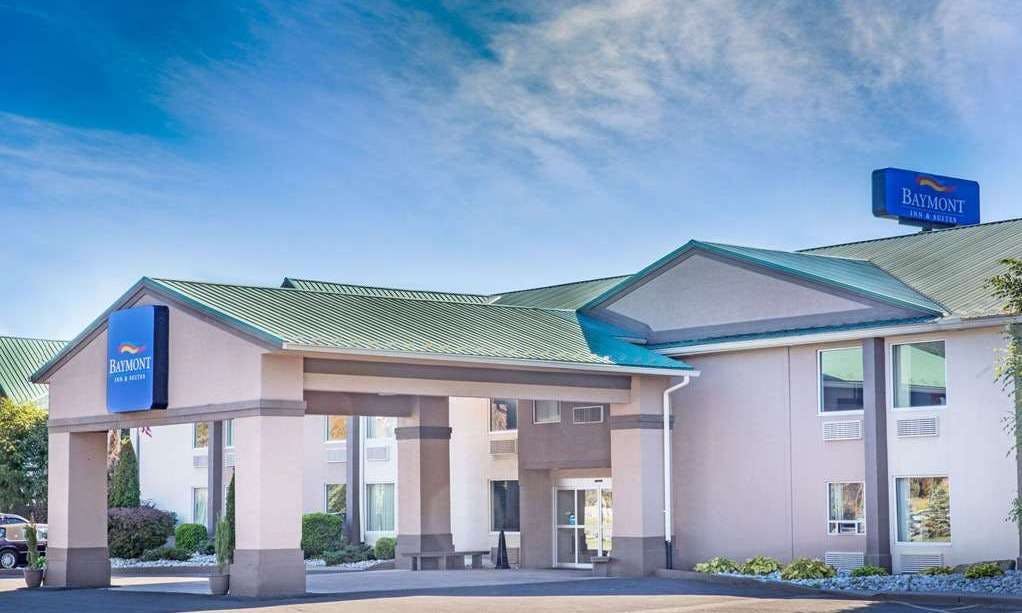 Baymont by Wyndham Bartonsville Poconos