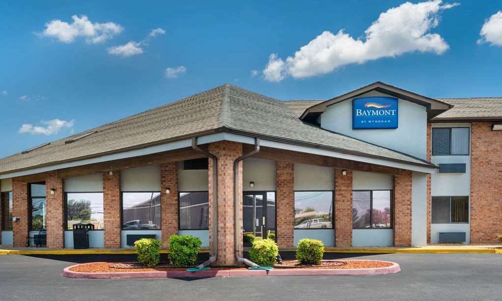 Baymont Inn Suites Tupelo