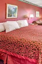 Hotel Days Inn and Suites Gresham photo 1